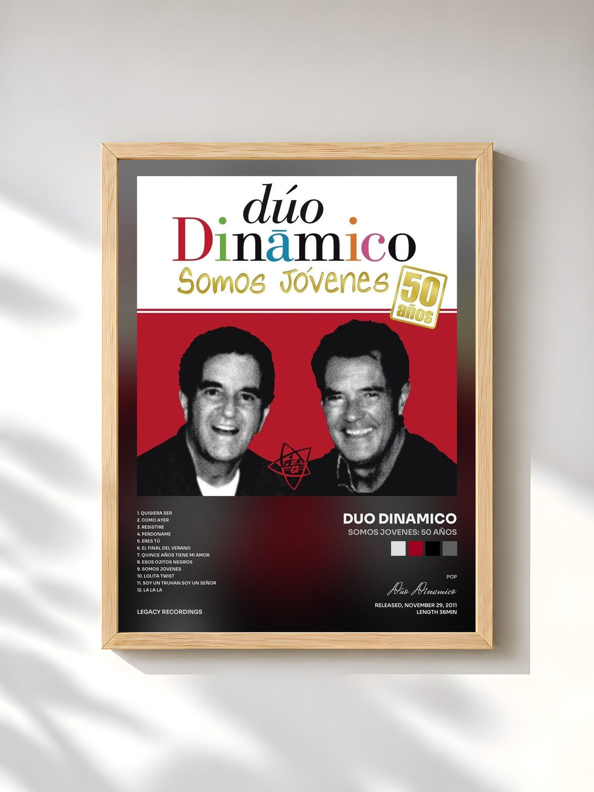 #bois Tableau de l'album Somos Jovenes: 50 Años de Duo Dinamico, cadre en bois brut, imprimé et encadré en France