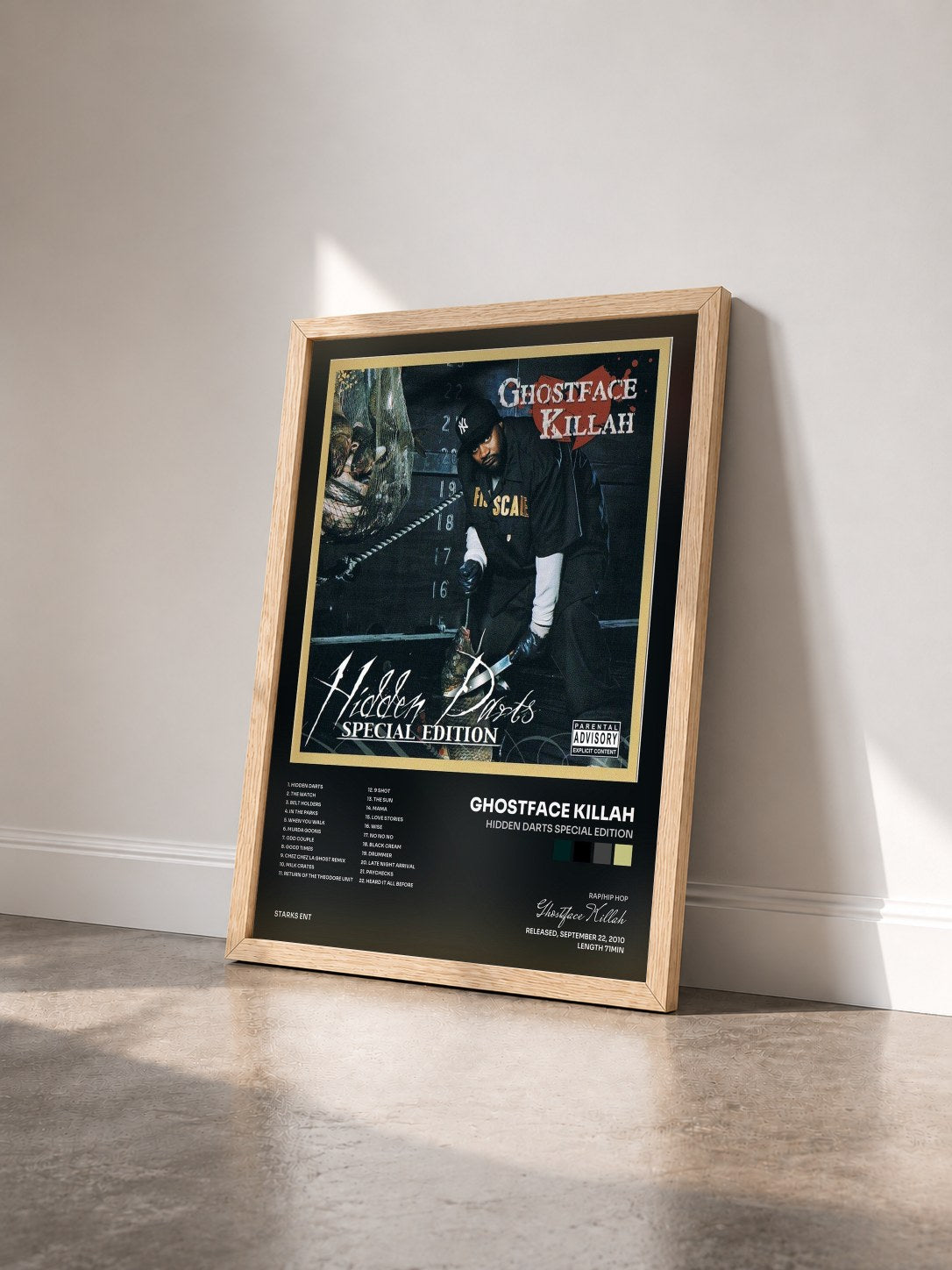 #bois Tableau de l'album Hidden Darts Special Edition de Ghostface Killah vu de trois quarts, cadre en bois brut