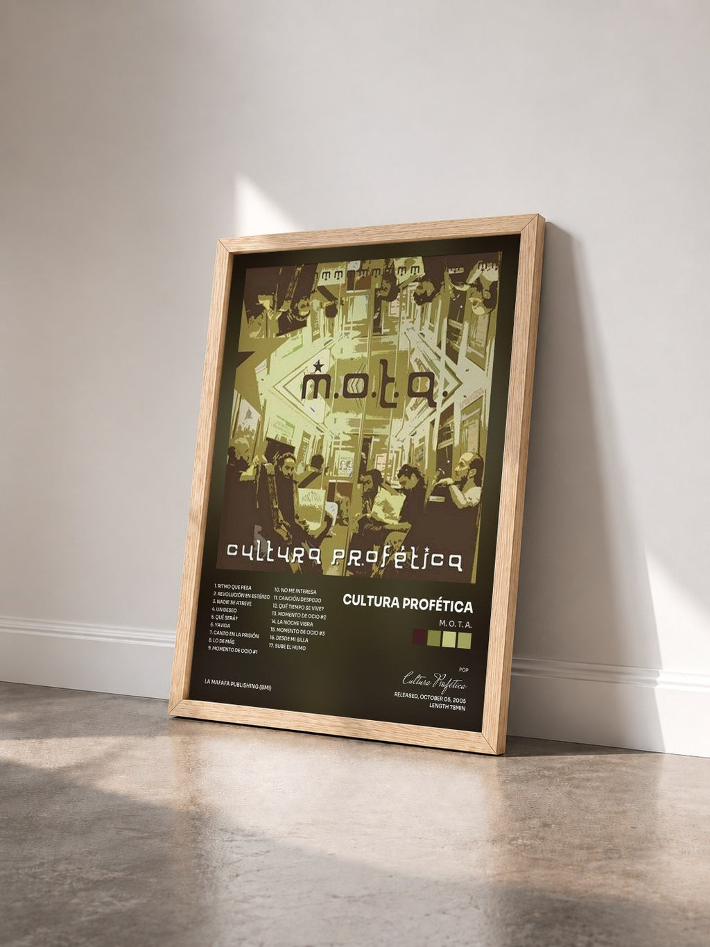 #bois Tableau de l'album M. O. T. A. de Cultura Profética vu de trois quarts, cadre en bois brut