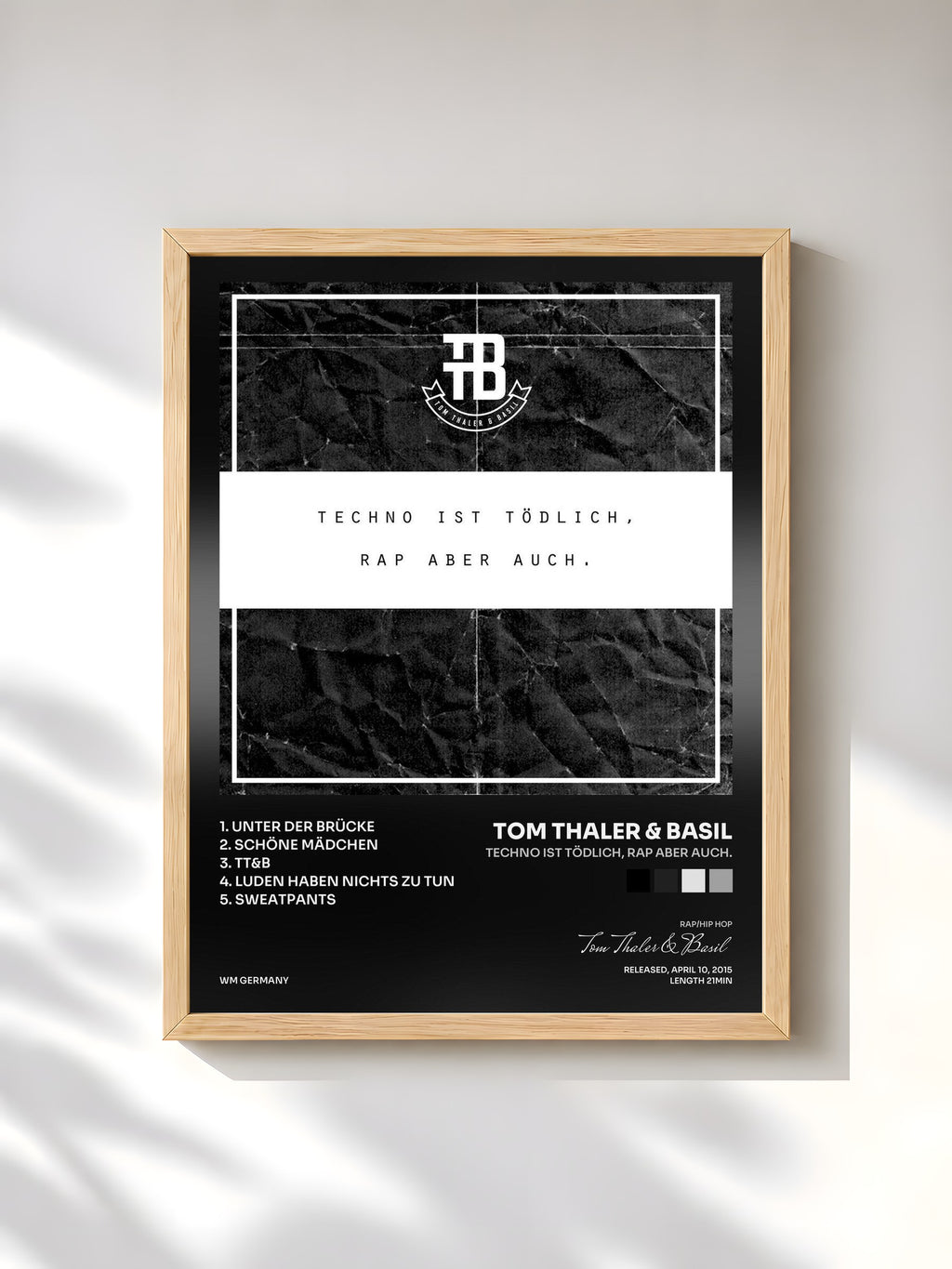 #bois Tableau de l'album Techno ist tödlich, Rap aber auch. de Tom Thaler & Basil, cadre en bois brut, imprimé et encadré en France