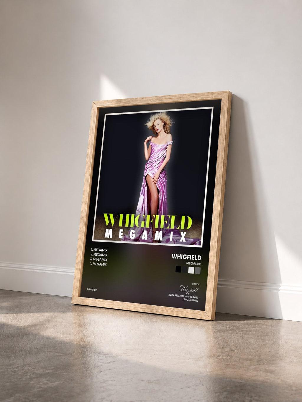 #bois Tableau de l'album Megamix de Whigfield vu de trois quarts, cadre en bois brut