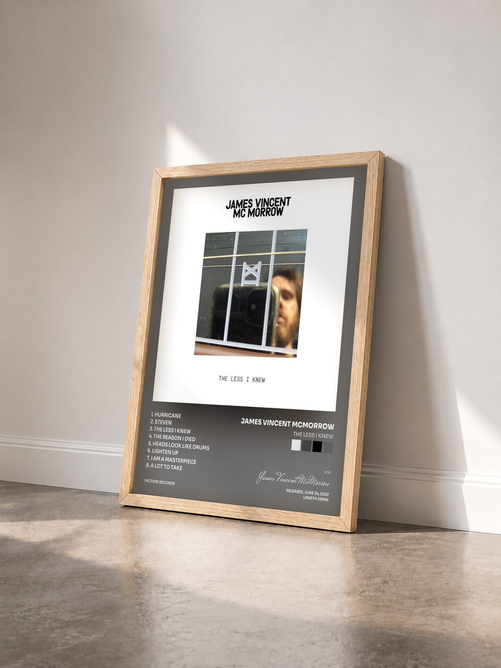 #bois Tableau de l'album The Less I Knew de James Vincent McMorrow vu de trois quarts, cadre en bois brut