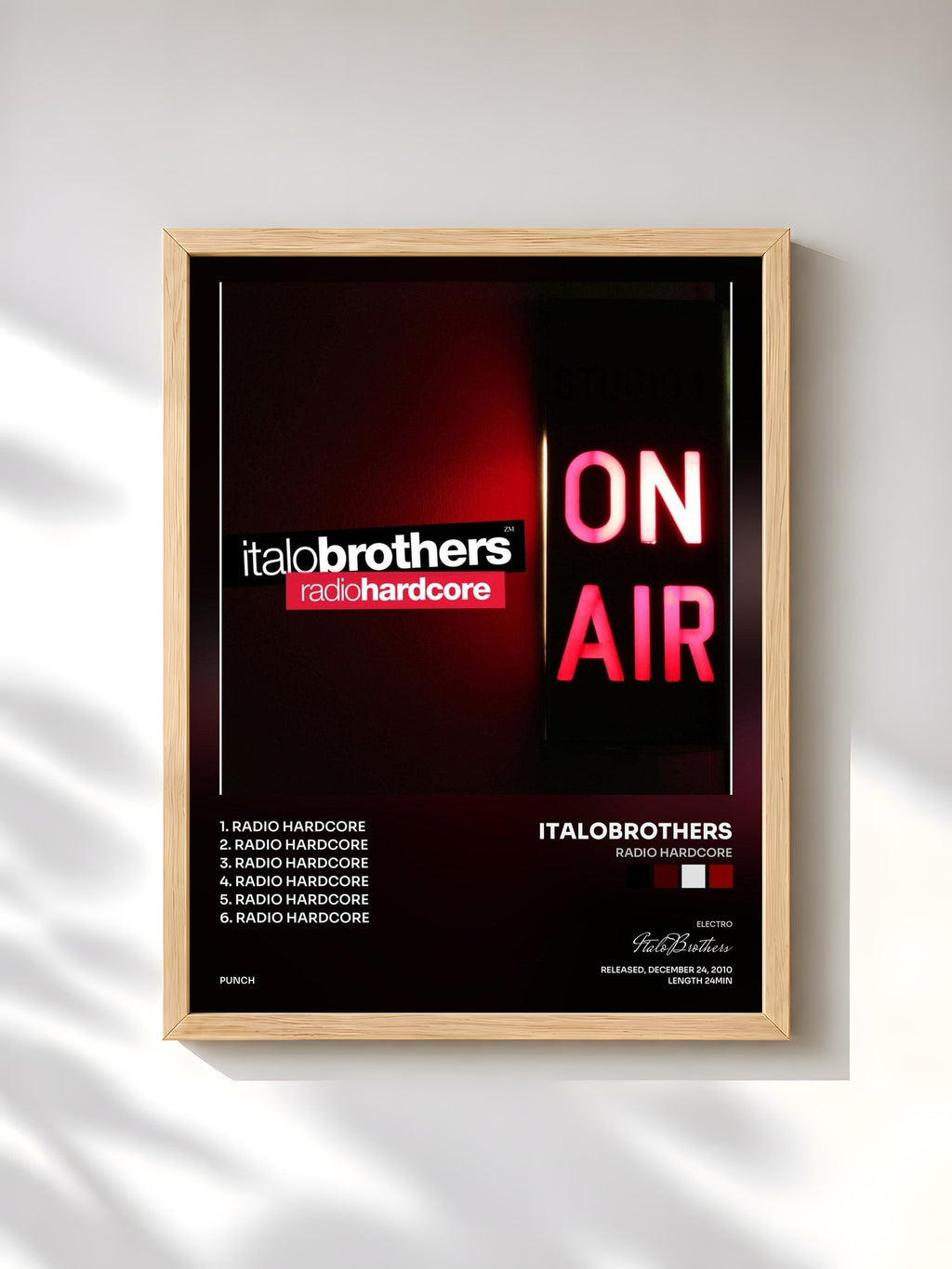 #bois Tableau de l'album Radio Hardcore de ItaloBrothers, cadre en bois brut, imprimé et encadré en France