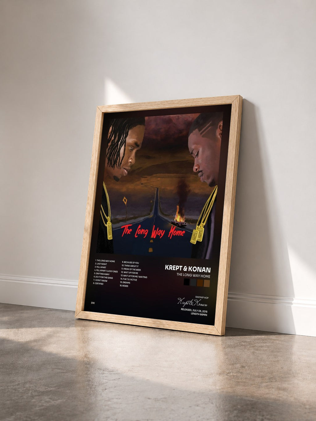 #bois Tableau de l'album The Long Way Home de Krept & Konan vu de trois quarts, cadre en bois brut