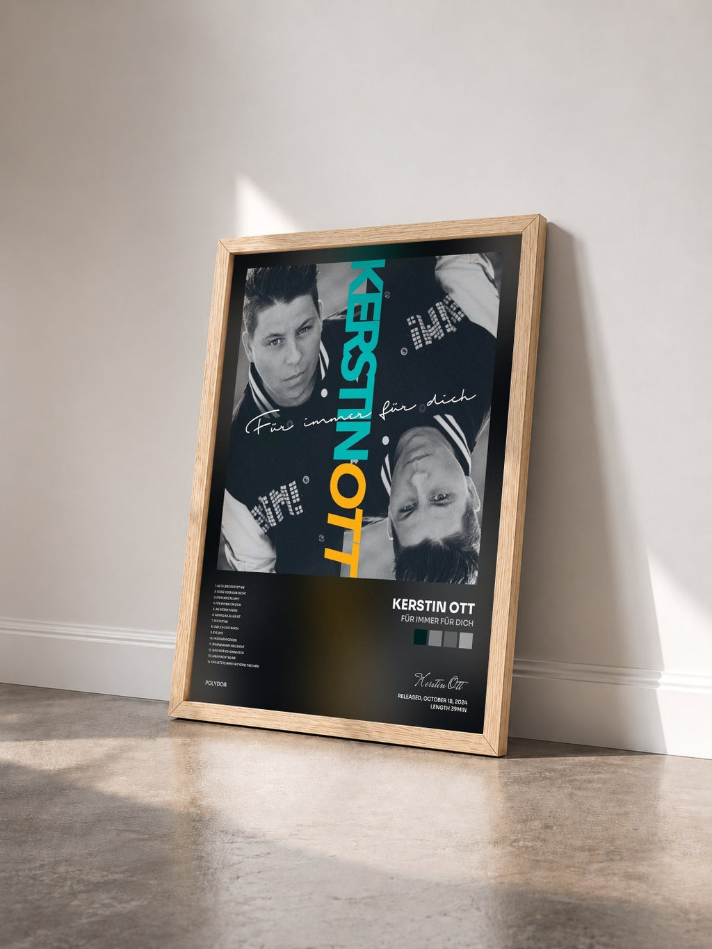 #bois Tableau de l'album Für immer für dich de Kerstin Ott vu de trois quarts, cadre en bois brut