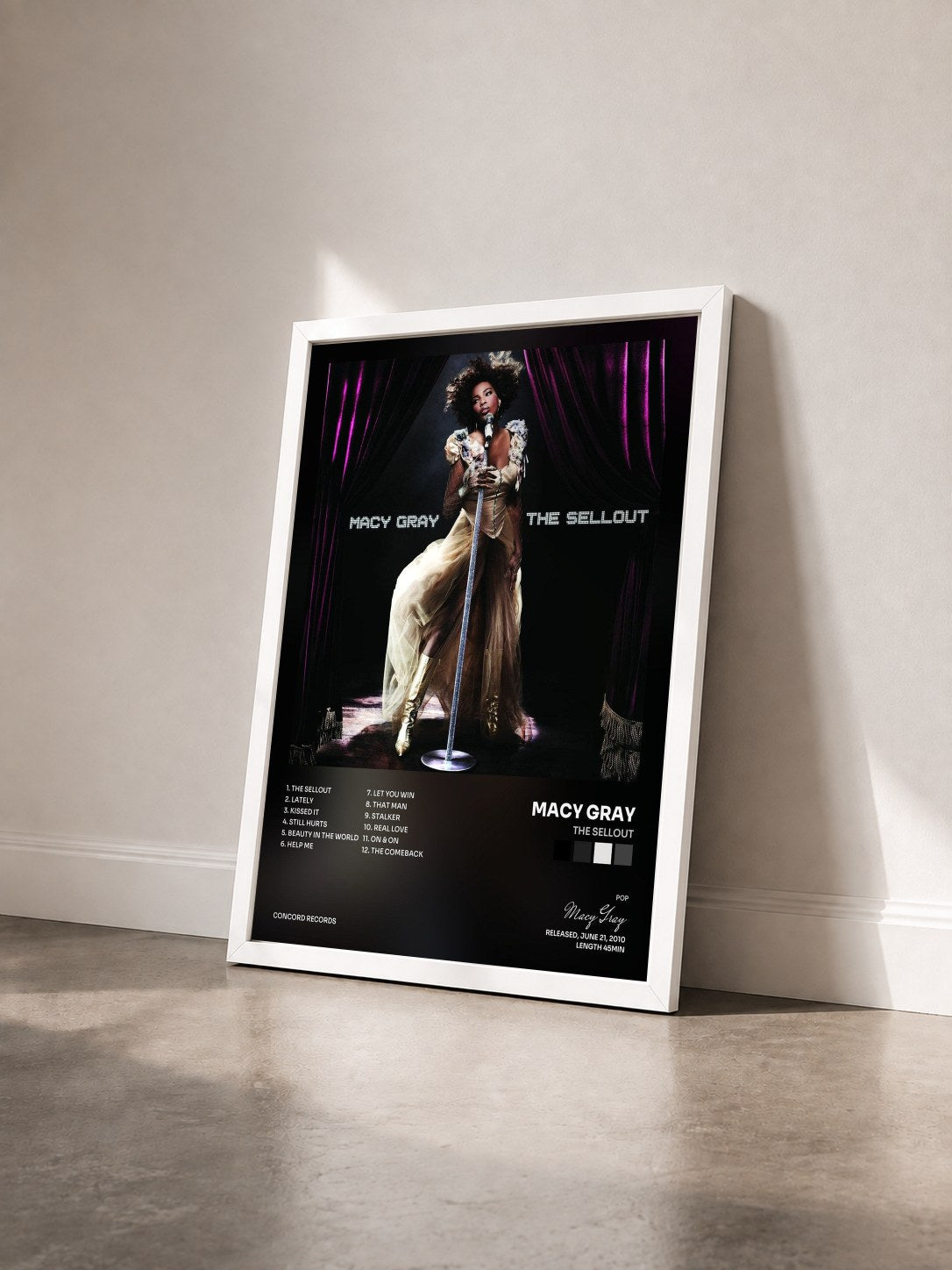 #blanc Tableau de l'album The Sellout de Macy Gray vu de trois quarts, cadre blanc