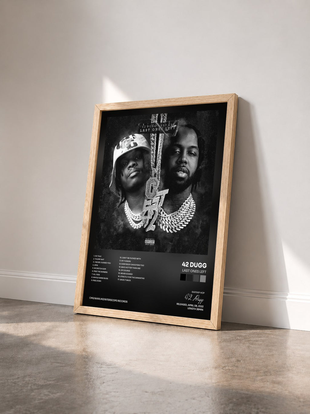 #bois Tableau de l'album Last Ones Left de 42 Dugg vu de trois quarts, cadre en bois brut