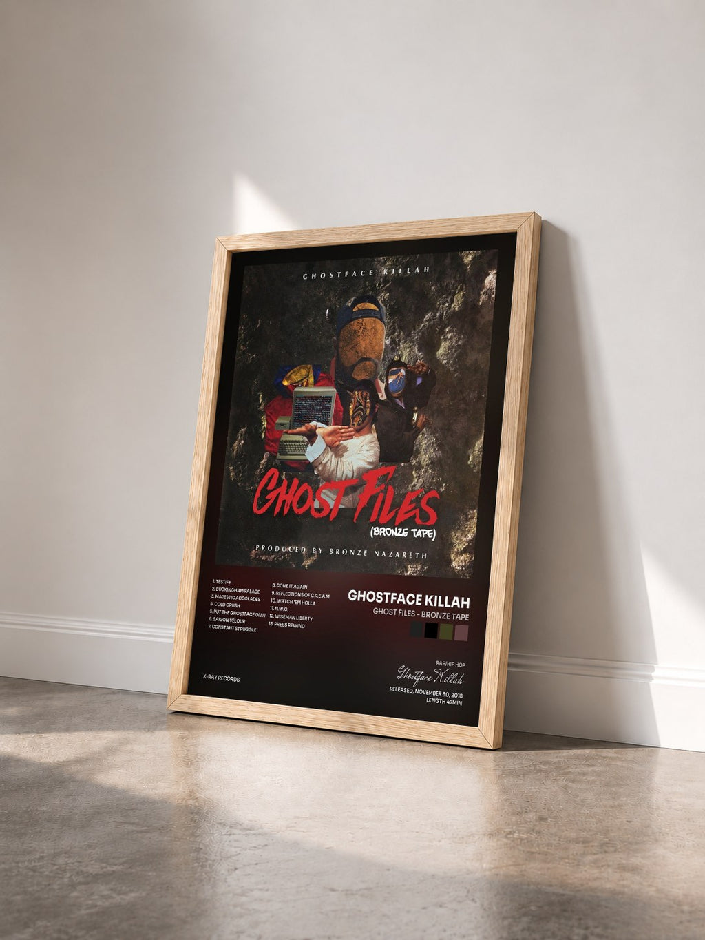 #bois Tableau de l'album Ghost Files - Bronze Tape de Ghostface Killah vu de trois quarts, cadre en bois brut
