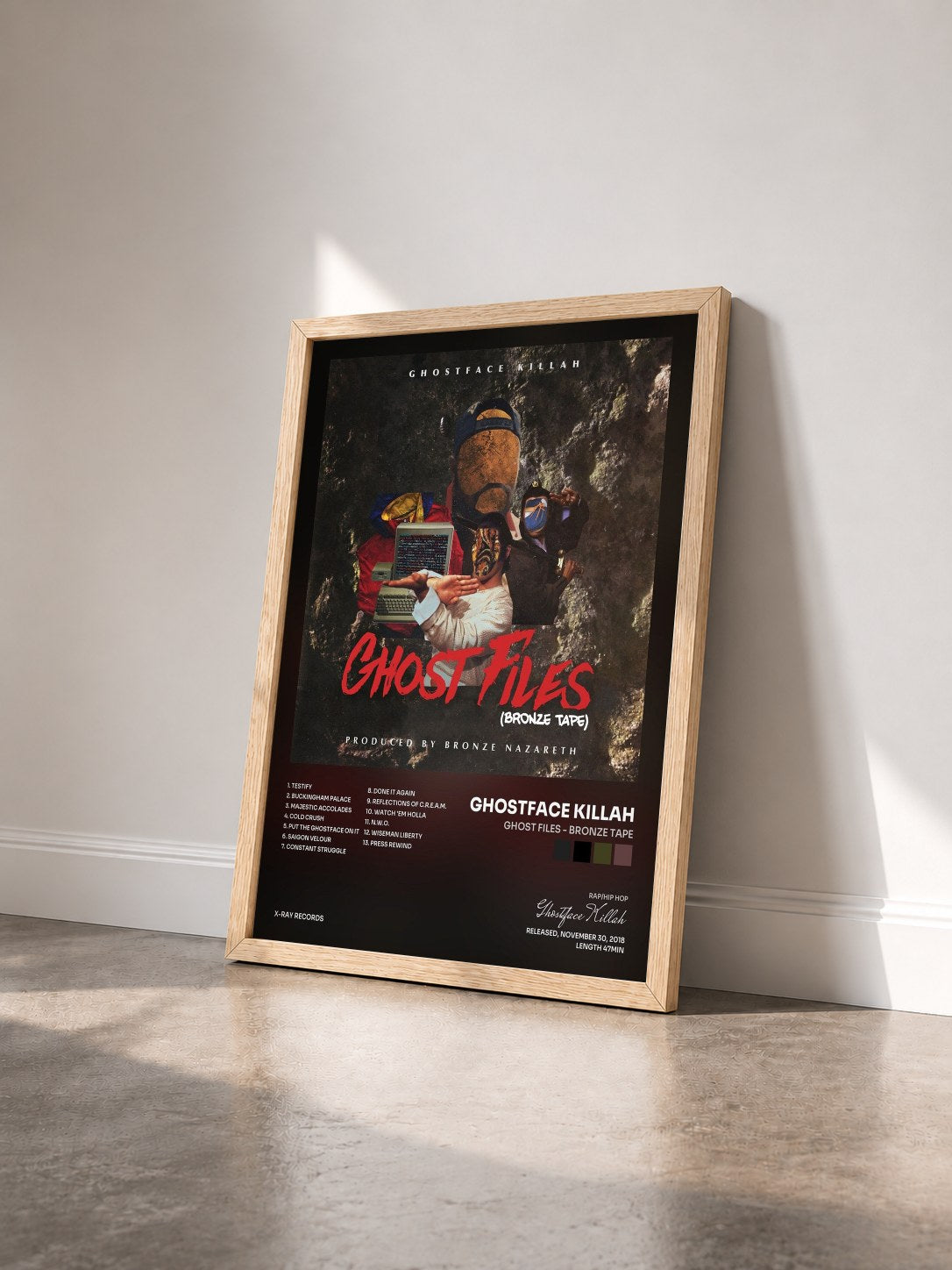 #bois Tableau de l'album Ghost Files - Bronze Tape de Ghostface Killah vu de trois quarts, cadre en bois brut