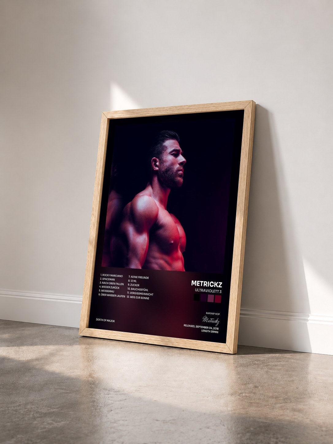 #bois Tableau de l'album Ultraviolett 3 de Metrickz vu de trois quarts, cadre en bois brut