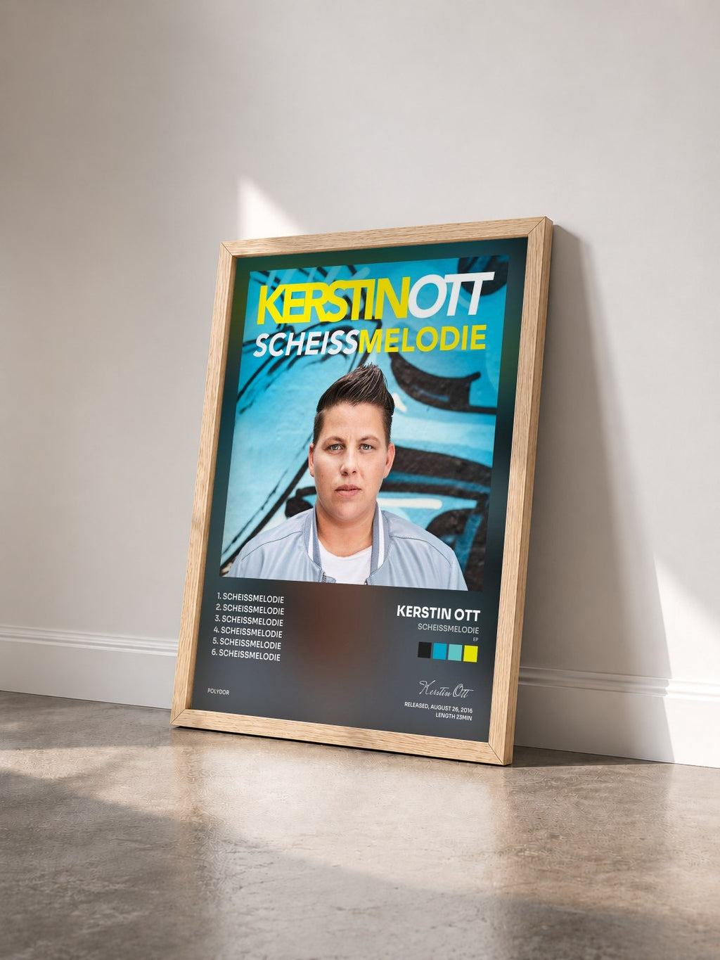 #bois Tableau de l'album Scheissmelodie (EP) de Kerstin Ott vu de trois quarts, cadre en bois brut