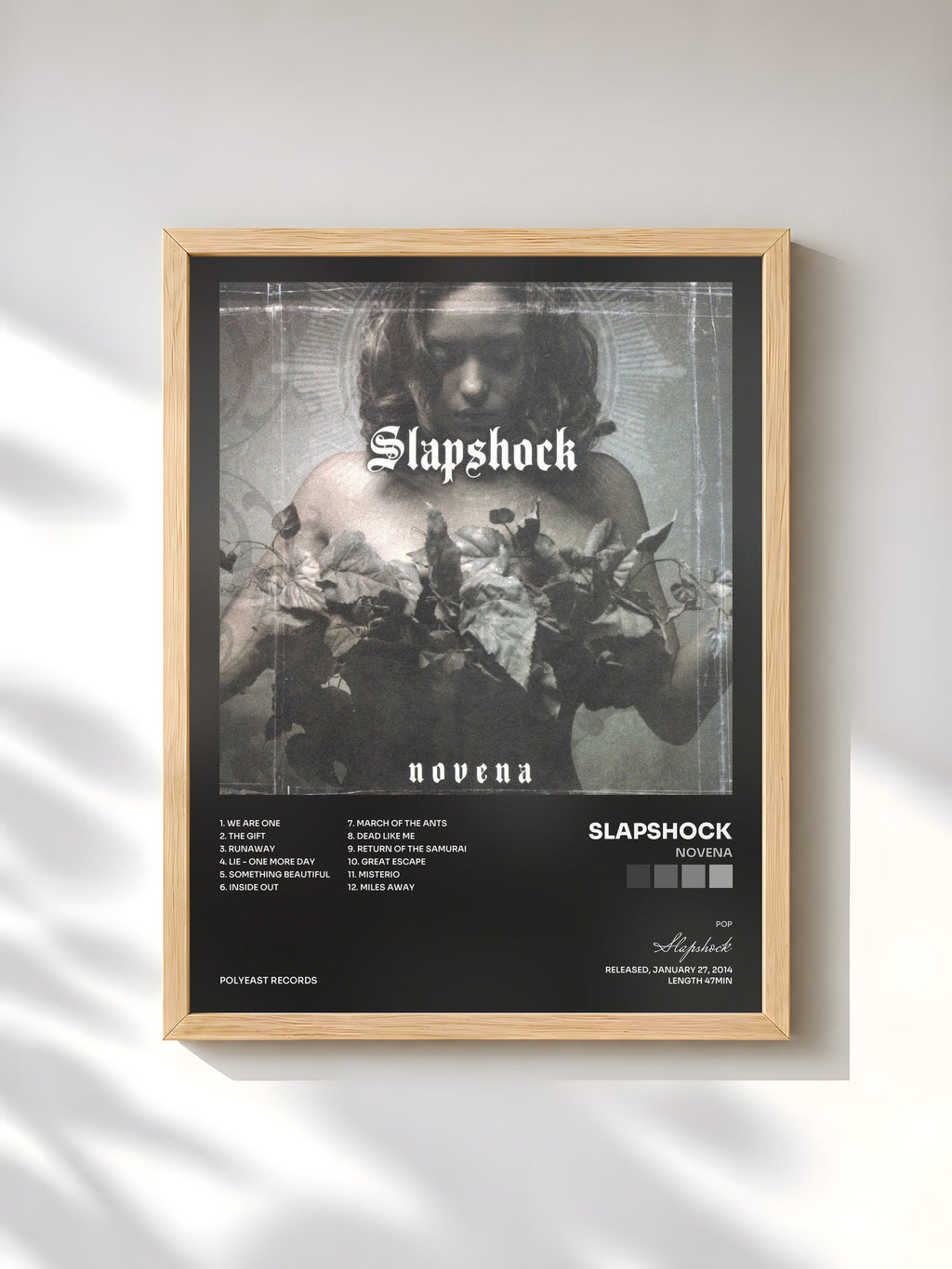 #bois Tableau de l'album Novena de Slapshock, cadre en bois brut, imprimé et encadré en France