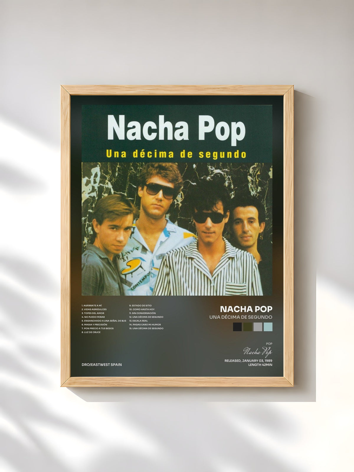 #bois Tableau de l'album Una Décima de Segundo de Nacha Pop, cadre en bois brut, imprimé et encadré en France
