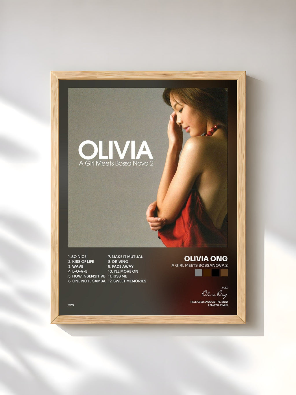 #bois Tableau de l'album A Girl Meets Bossanova 2 de Olivia Ong, cadre en bois brut, imprimé et encadré en France