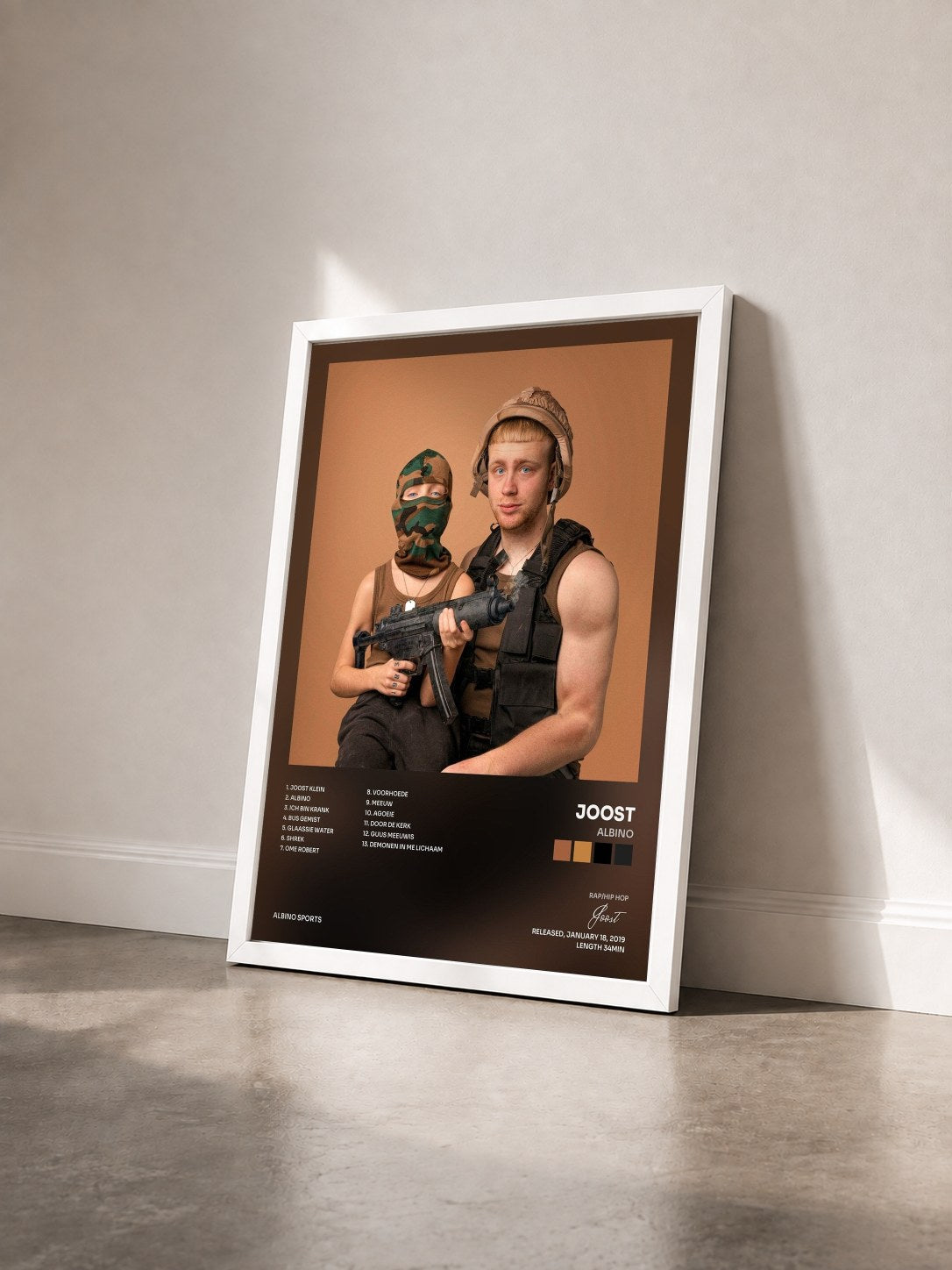 #blanc Tableau de l'album Albino de Joost vu de trois quarts, cadre blanc
