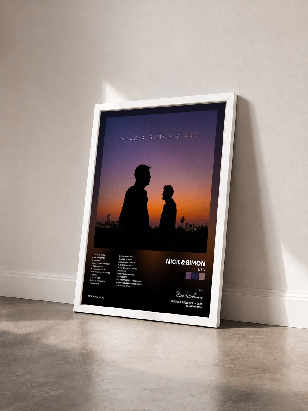 #blanc Tableau de l'album NSG de Nick & Simon vu de trois quarts, cadre blanc