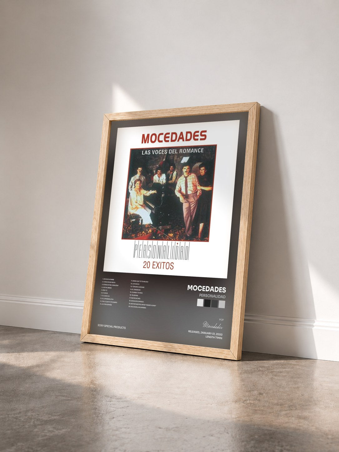 #bois Tableau de l'album Personalidad de Mocedades vu de trois quarts, cadre en bois brut