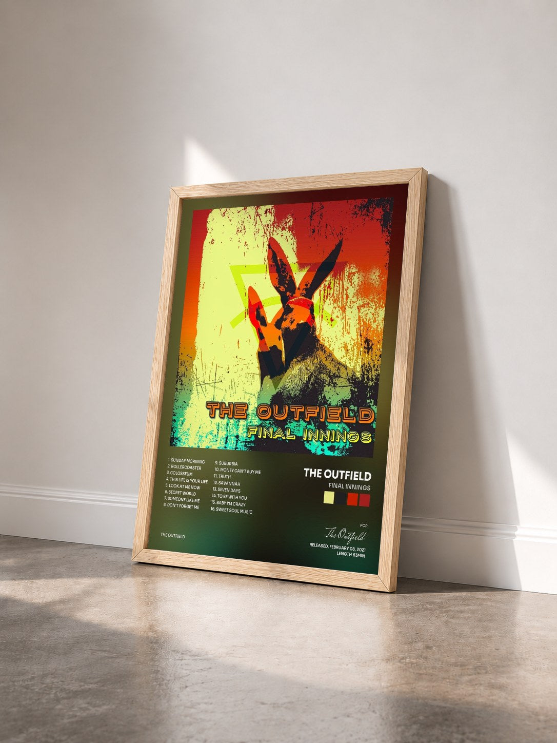 #bois Tableau de l'album Final Innings de The Outfield vu de trois quarts, cadre en bois brut