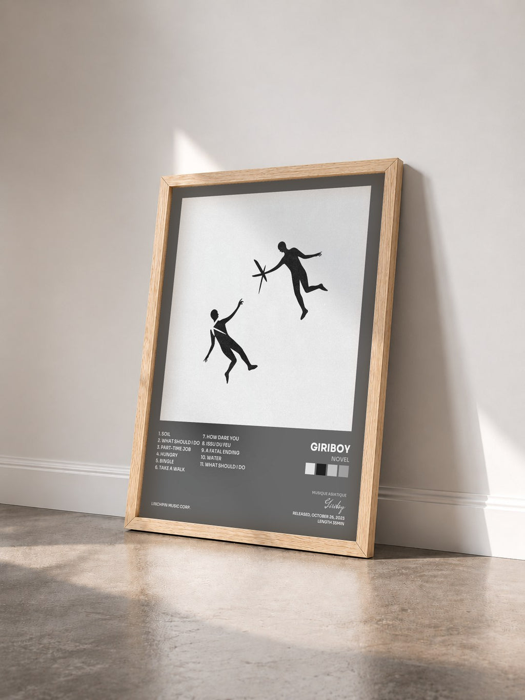 #bois Tableau de l'album Novel de Giriboy vu de trois quarts, cadre en bois brut