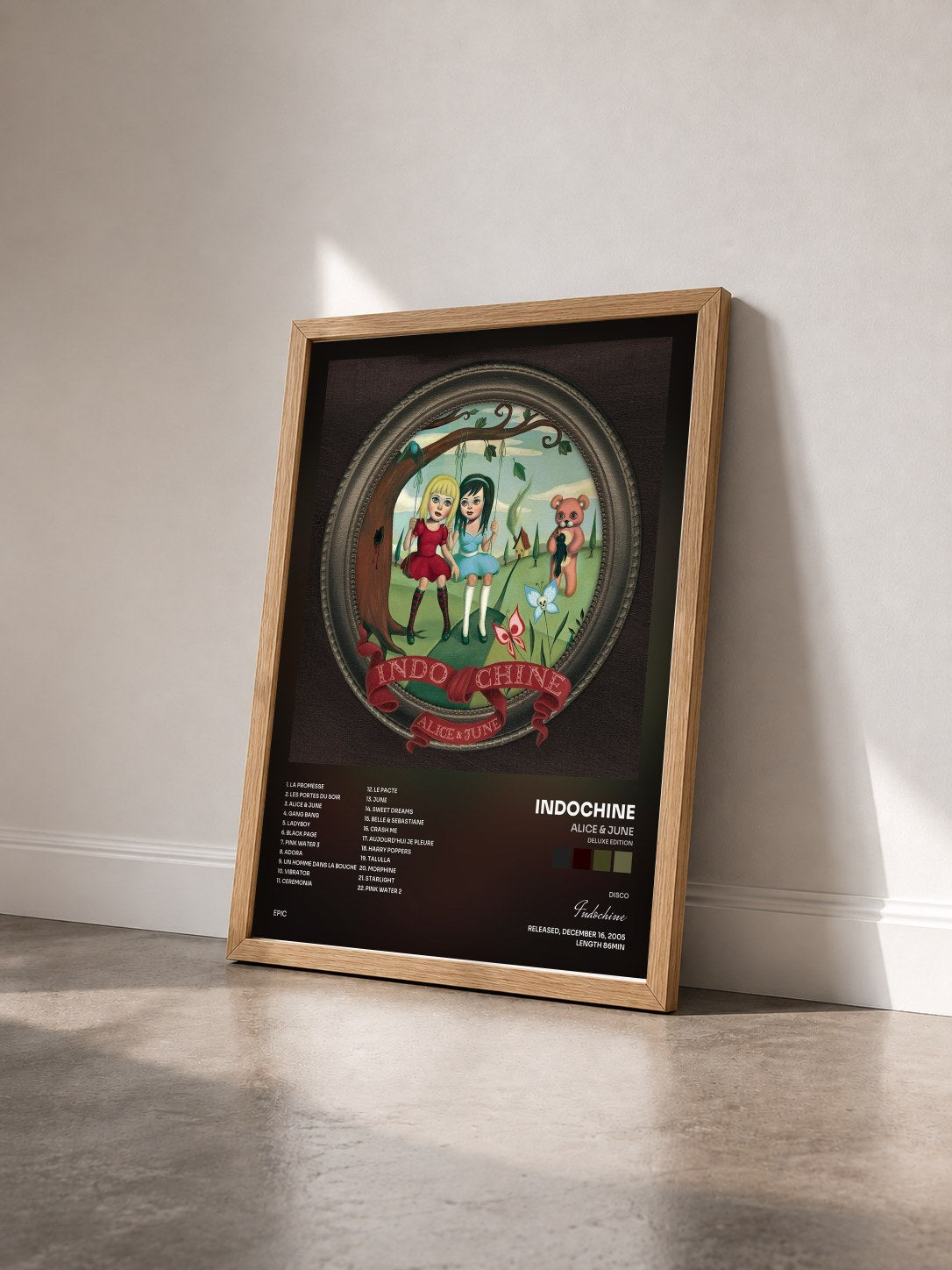 #bois Tableau de l'album Alice & June (deluxe edition) de Indochine vu de trois quarts, cadre en bois brut