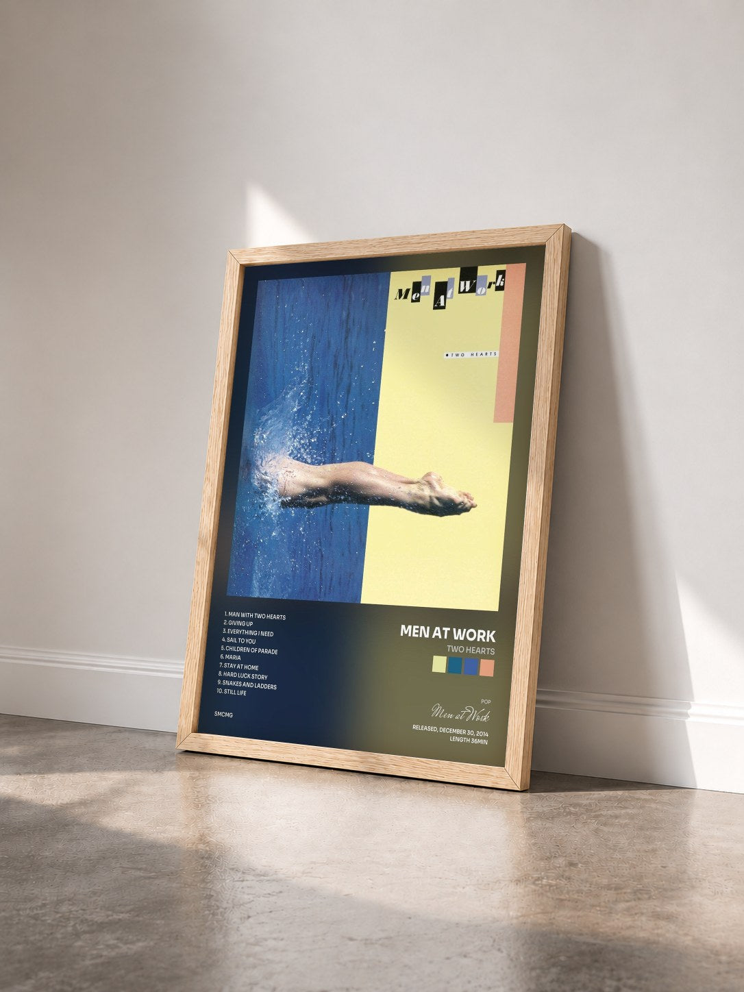 #bois Tableau de l'album Two Hearts de Men at Work vu de trois quarts, cadre en bois brut