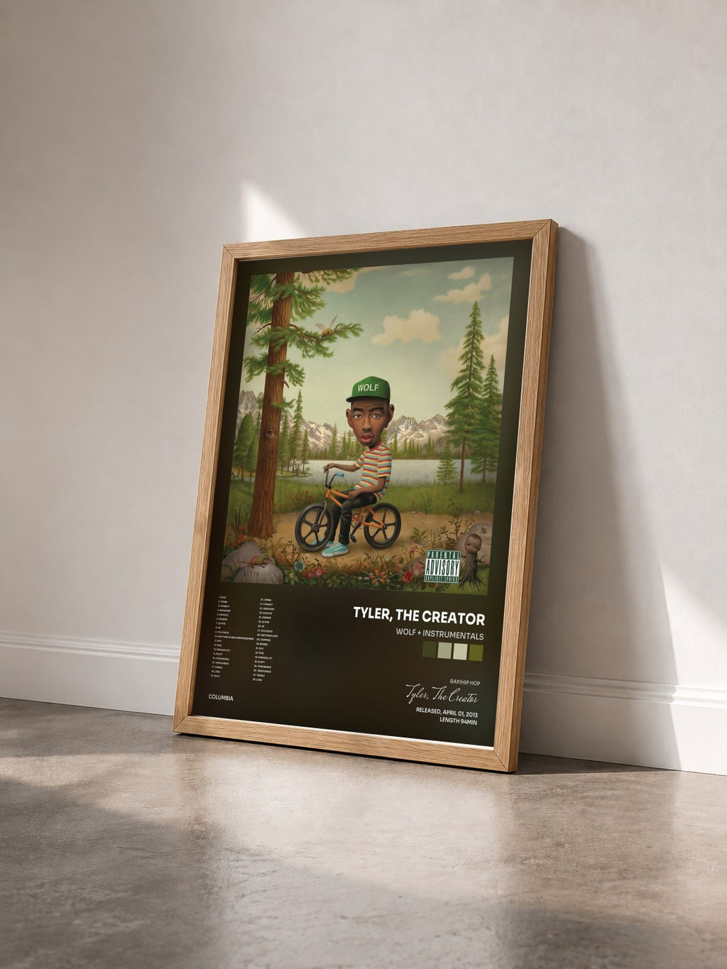 #bois Tableau de l'album Wolf + Instrumentals de Tyler, The Creator vu de trois quarts, cadre en bois brut