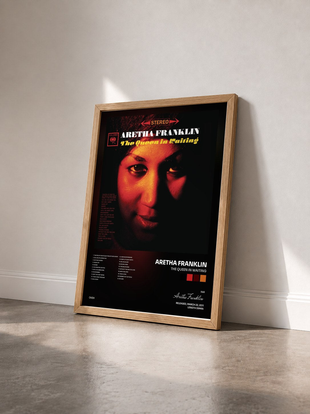 #bois Tableau de l'album The Queen In Waiting de Aretha Franklin vu de trois quarts, cadre en bois brut