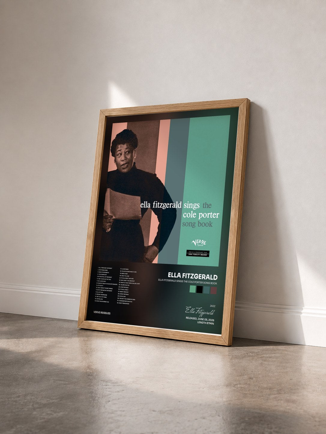 #bois Tableau de l'album Ella Fitzgerald Sings The Cole Porter Song Book de Ella Fitzgerald vu de trois quarts, cadre en bois brut