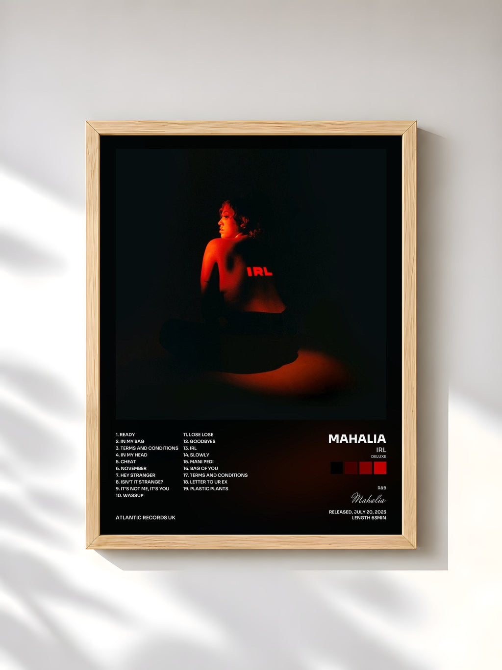 #bois Tableau de l'album IRL (Deluxe) de Mahalia, cadre en bois brut, imprimé et encadré en France