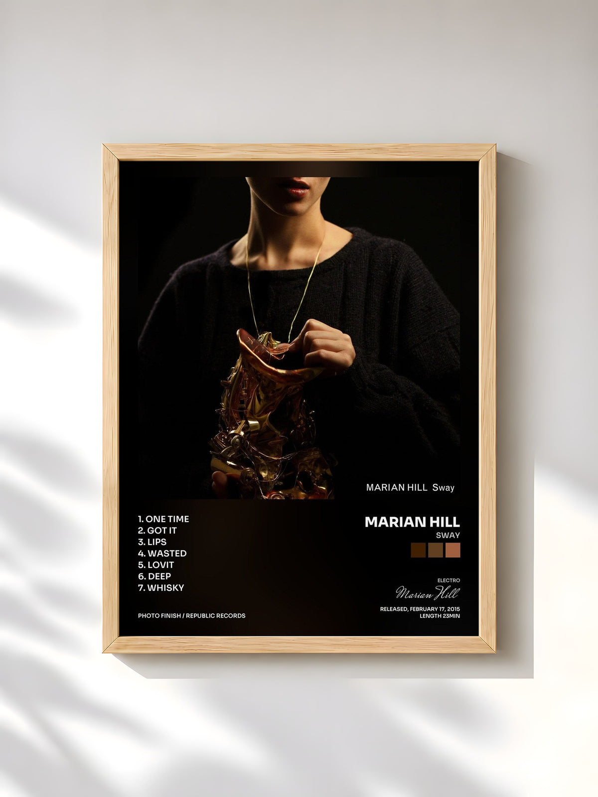 #bois Tableau de l'album Sway de Marian Hill, cadre en bois brut, imprimé et encadré en France