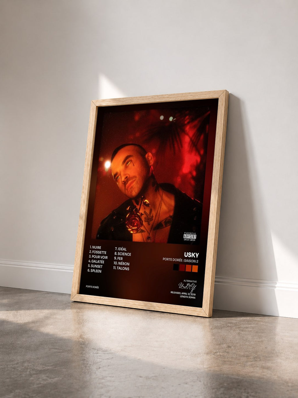 #bois Tableau de l'album Porte dorée : saison 2 de USKY vu de trois quarts, cadre en bois brut