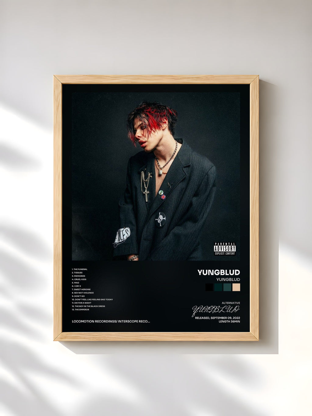 #bois Tableau de l'album YUNGBLUD de YUNGBLUD, cadre en bois brut, imprimé et encadré en France