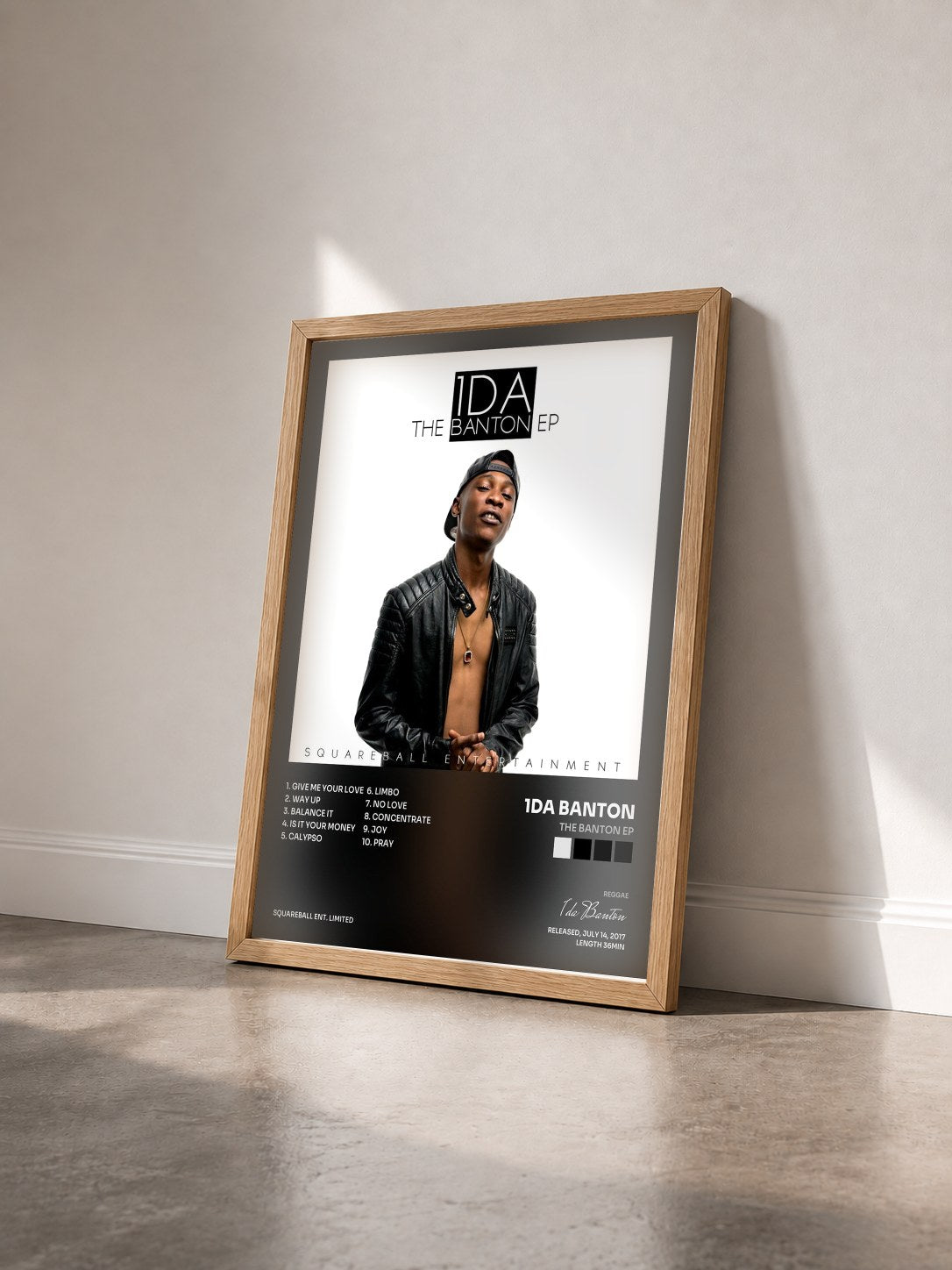 #bois Tableau de l'album The Banton Ep de 1da Banton vu de trois quarts, cadre en bois brut