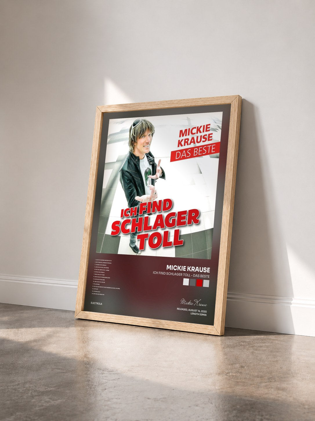 #bois Tableau de l'album Ich find Schlager toll - Das Beste de Mickie Krause vu de trois quarts, cadre en bois brut