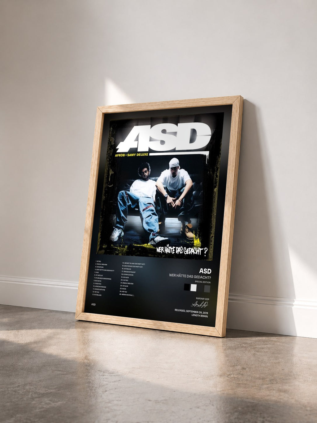#bois Tableau de l'album Wer hätte das gedacht? (Special Edition) de ASD vu de trois quarts, cadre en bois brut
