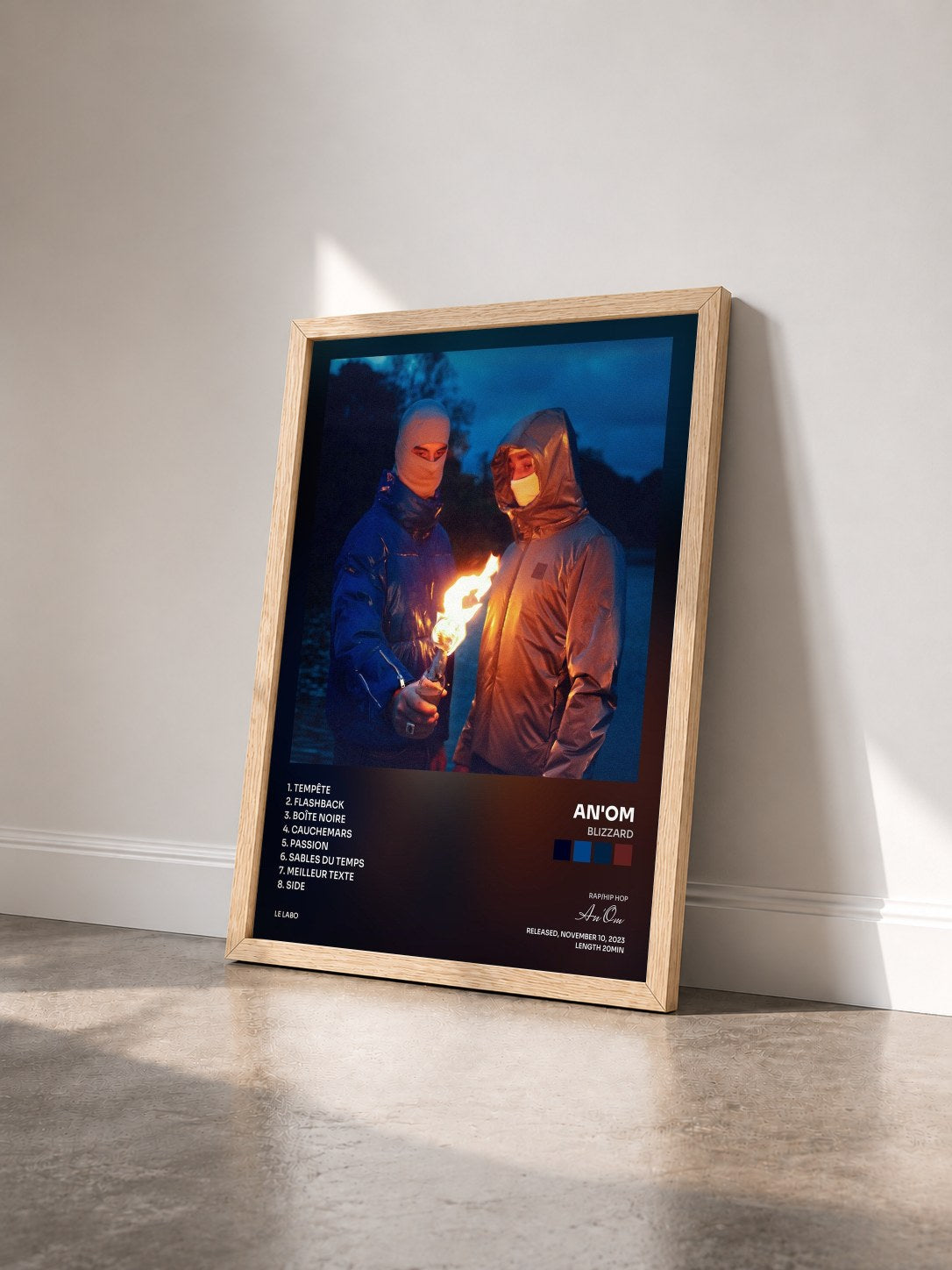 #bois Tableau de l'album Blizzard de An'Om vu de trois quarts, cadre en bois brut