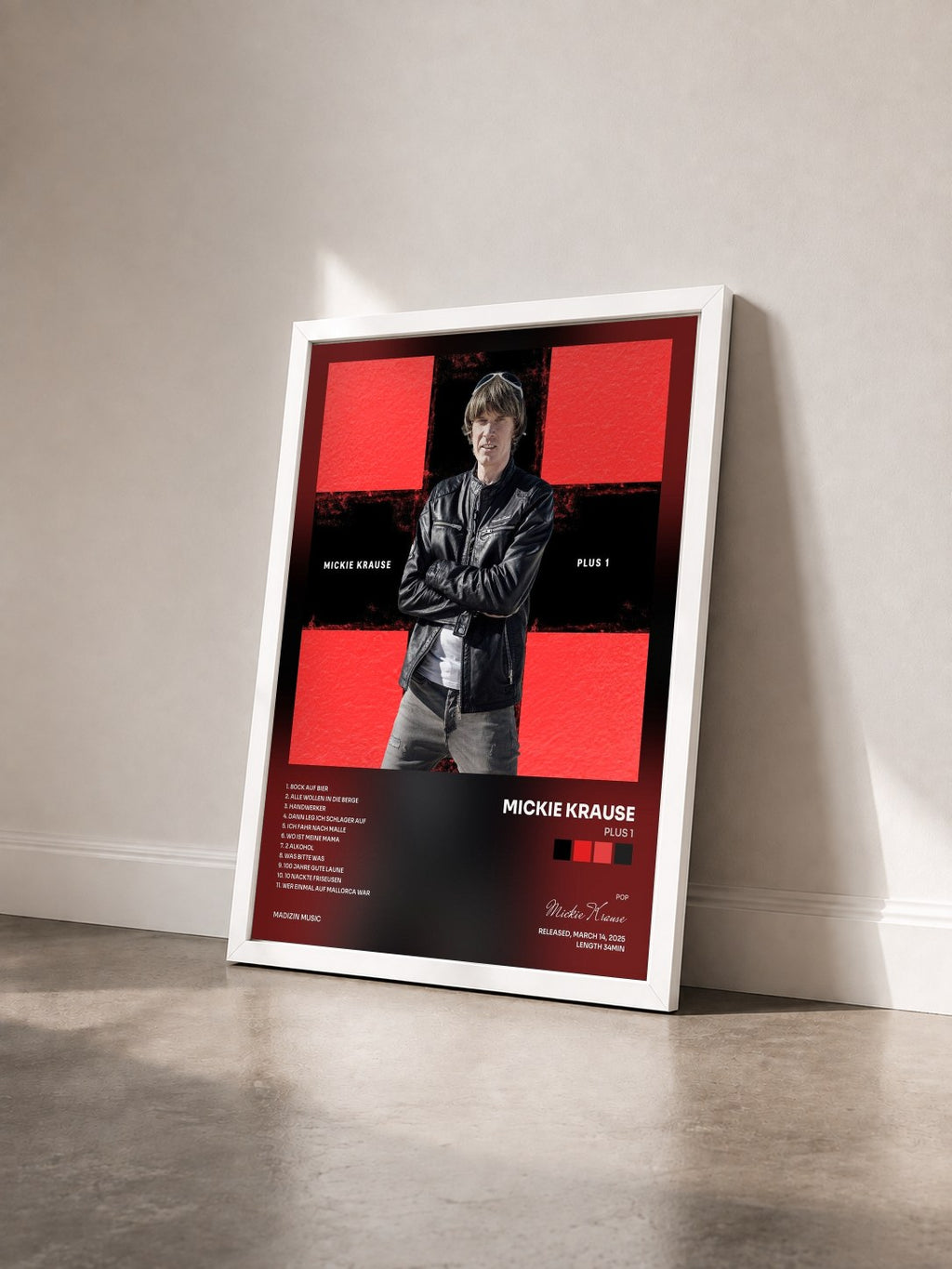 #blanc Tableau de l'album Plus 1 de Mickie Krause vu de trois quarts, cadre blanc
