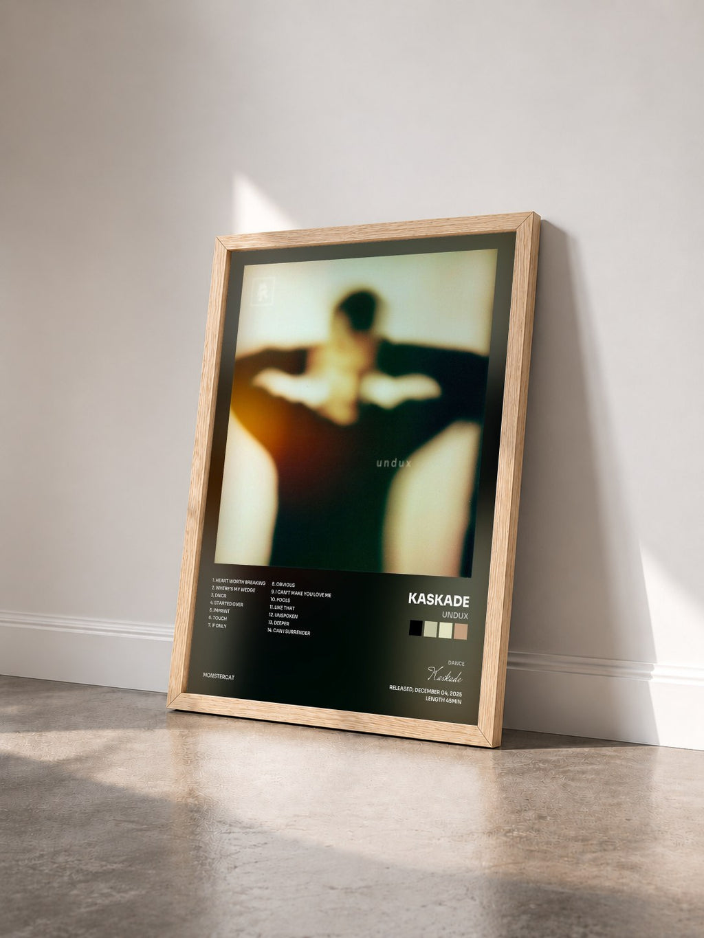 #bois Tableau de l'album undux de Kaskade vu de trois quarts, cadre en bois brut