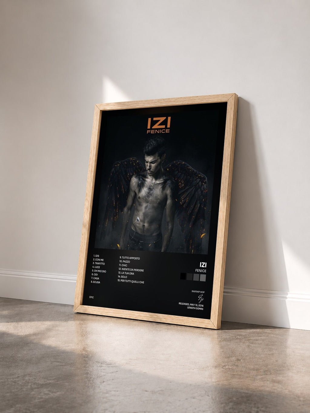 #bois Tableau de l'album Fenice de Izi vu de trois quarts, cadre en bois brut