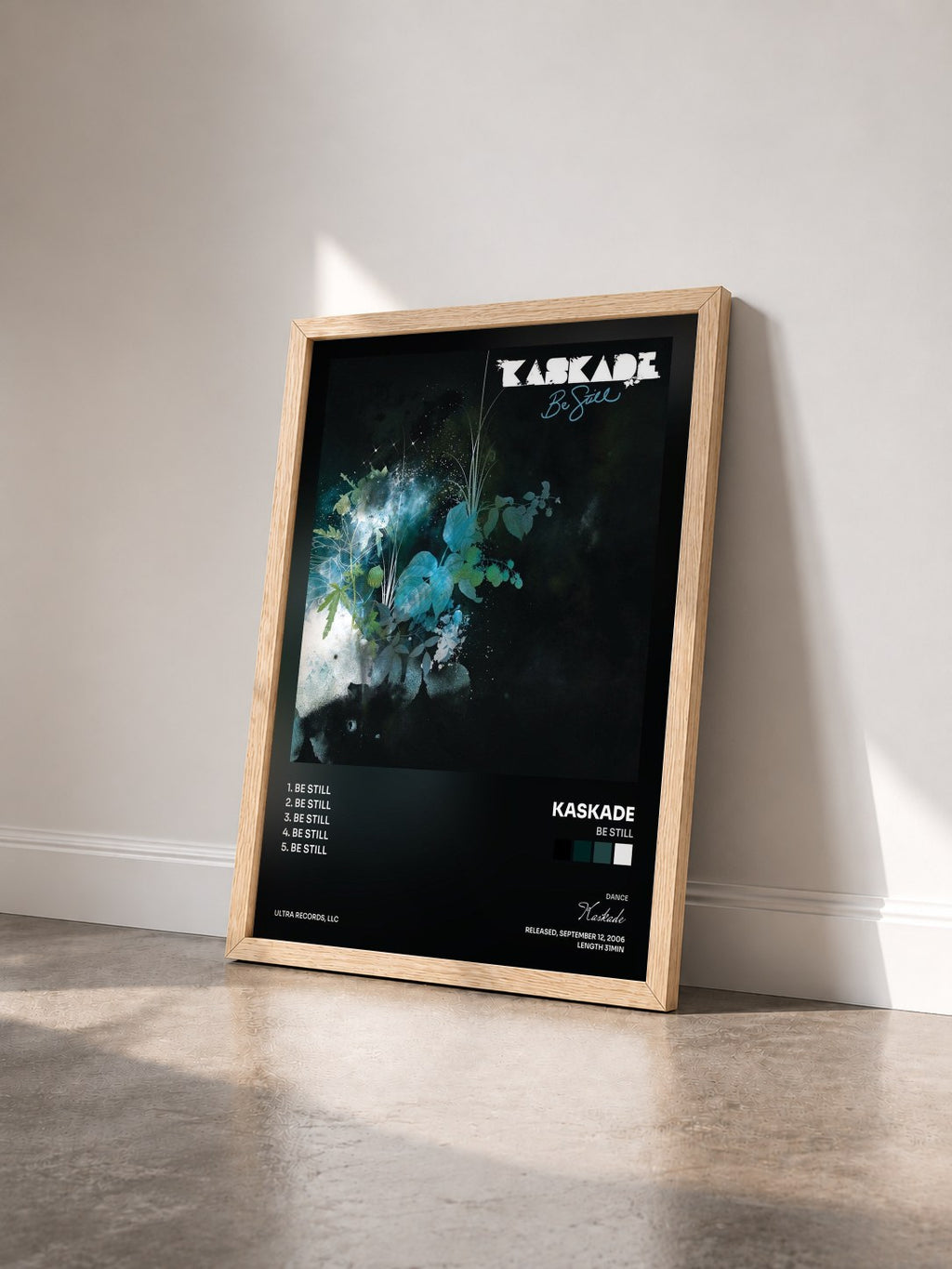 #bois Tableau de l'album Be Still de Kaskade vu de trois quarts, cadre en bois brut