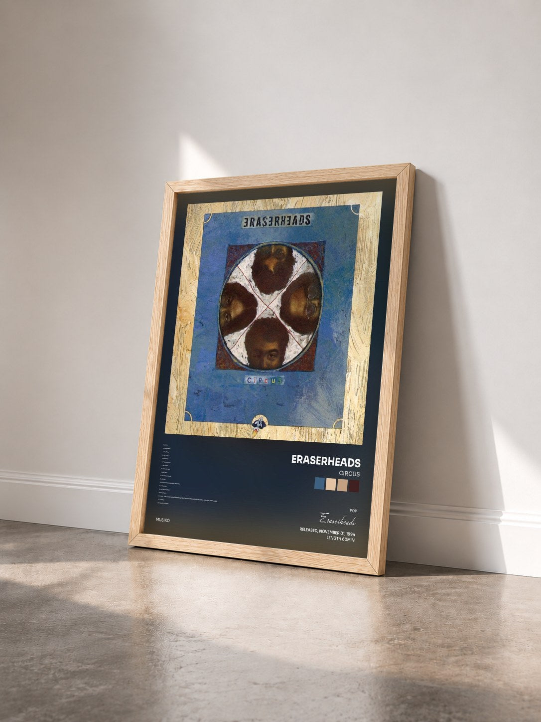 #bois Tableau de l'album Circus de Eraserheads vu de trois quarts, cadre en bois brut