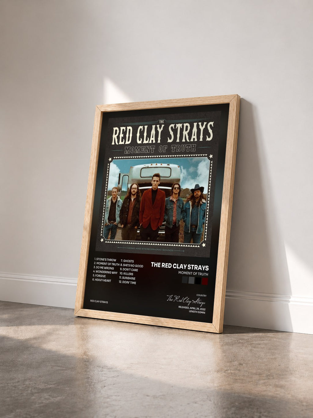 #bois Tableau de l'album Moment of Truth de The Red Clay Strays vu de trois quarts, cadre en bois brut