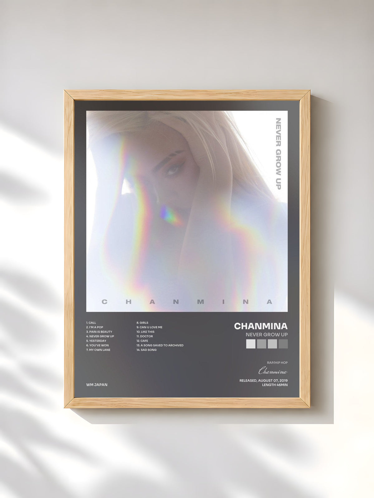 #bois Tableau de l'album Never Grow Up de Chanmina, cadre en bois brut, imprimé et encadré en France