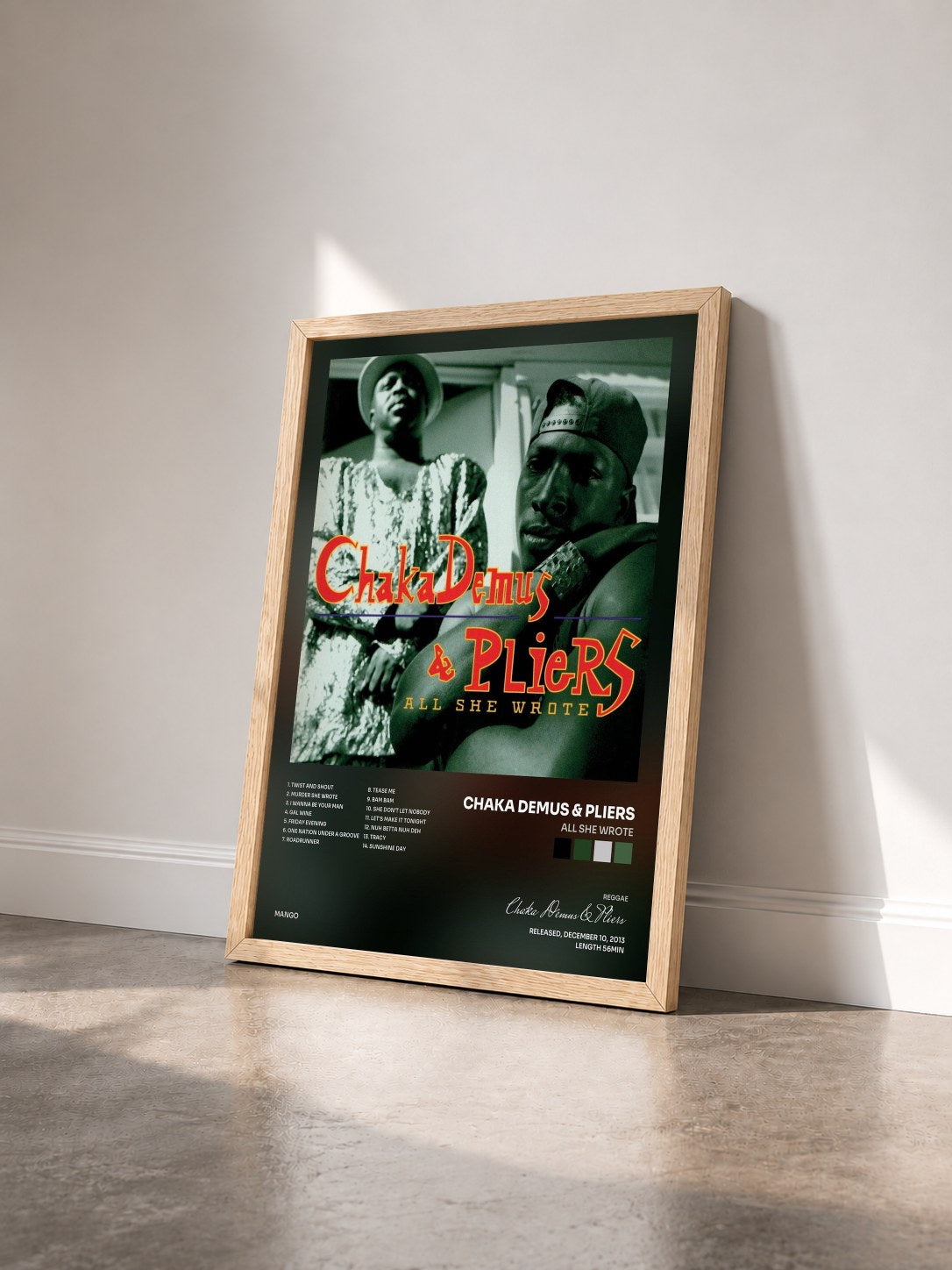 #bois Tableau de l'album All She Wrote de Chaka Demus & Pliers vu de trois quarts, cadre en bois brut