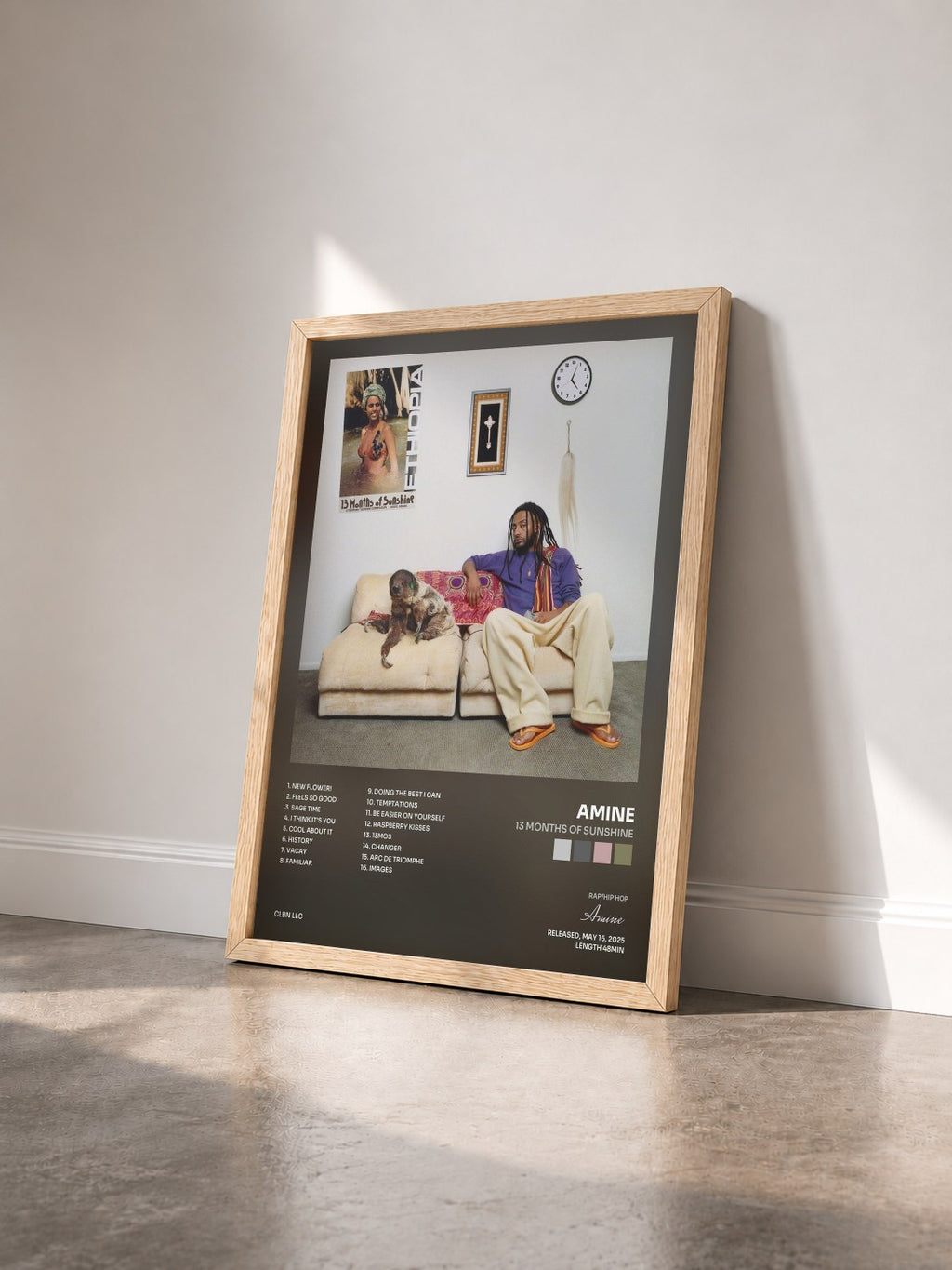 #bois Tableau de l'album 13 Months of Sunshine de Amine vu de trois quarts, cadre en bois brut