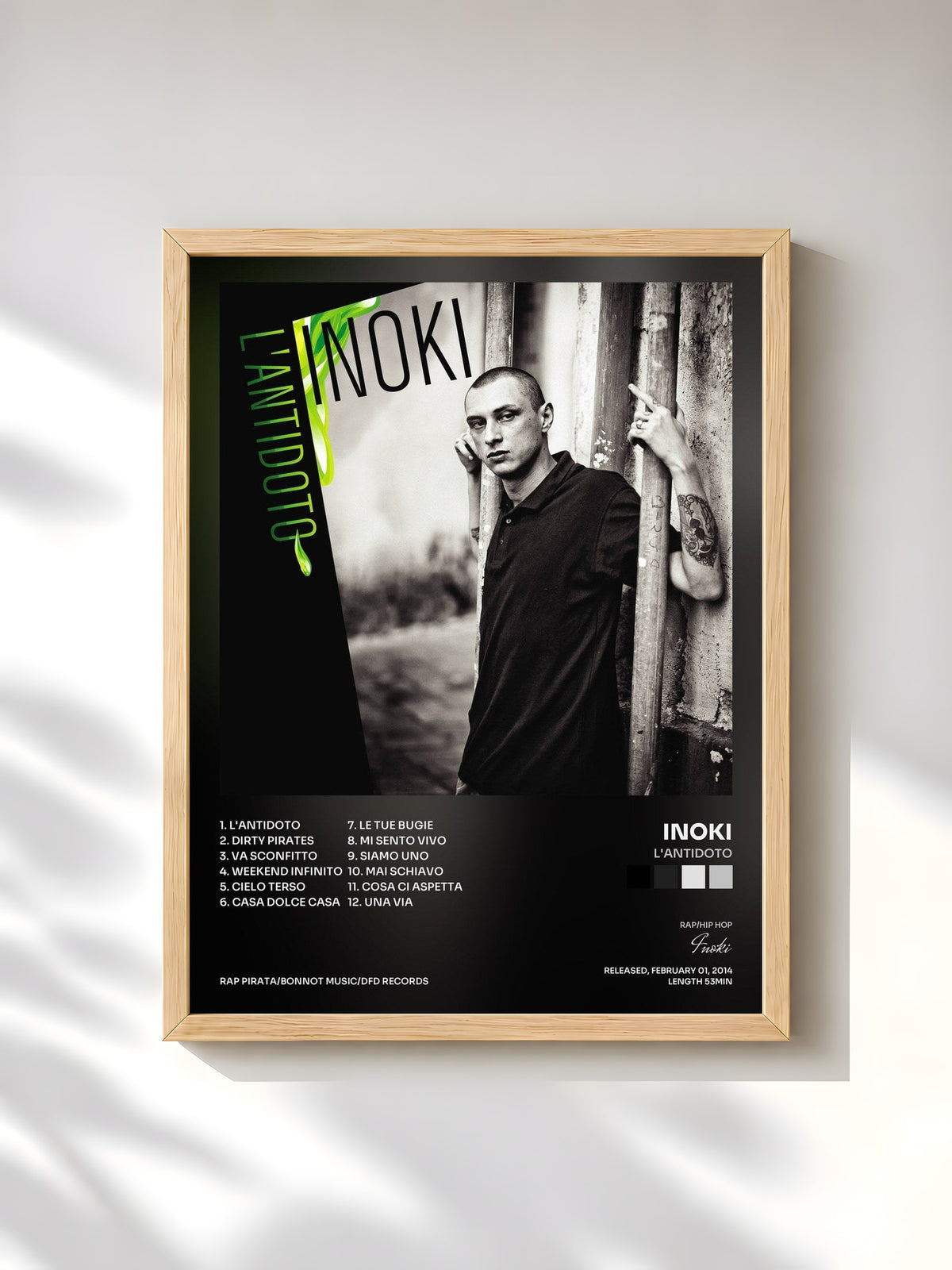 #bois Tableau de l'album L'antidoto de Inoki, cadre en bois brut, imprimé et encadré en France