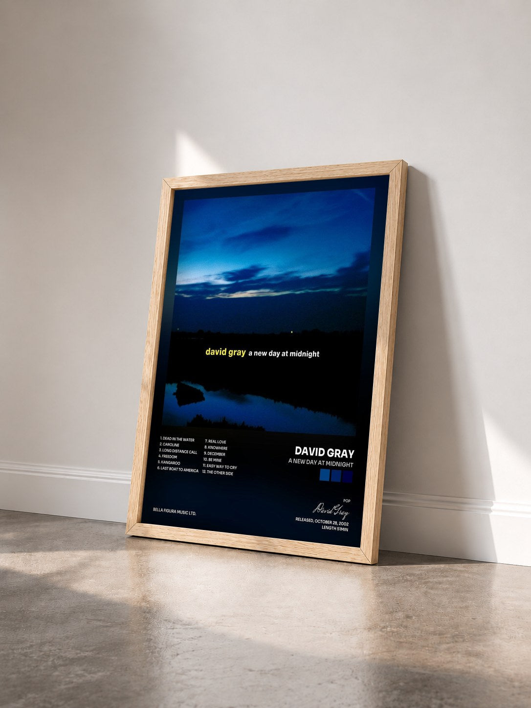 #bois Tableau de l'album A New Day at Midnight de David Gray vu de trois quarts, cadre en bois brut
