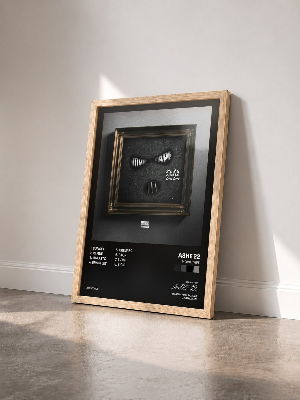#bois Tableau de l'album MOVIE TAPE de ASHE 22 vu de trois quarts, cadre en bois brut
