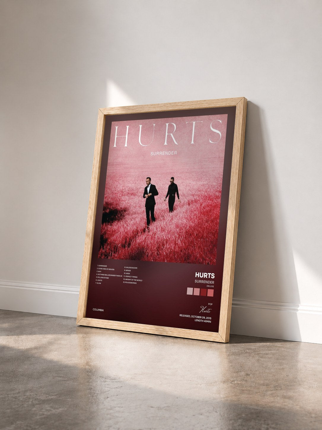 #bois Tableau de l'album Surrender (Deluxe) de Hurts vu de trois quarts, cadre en bois brut