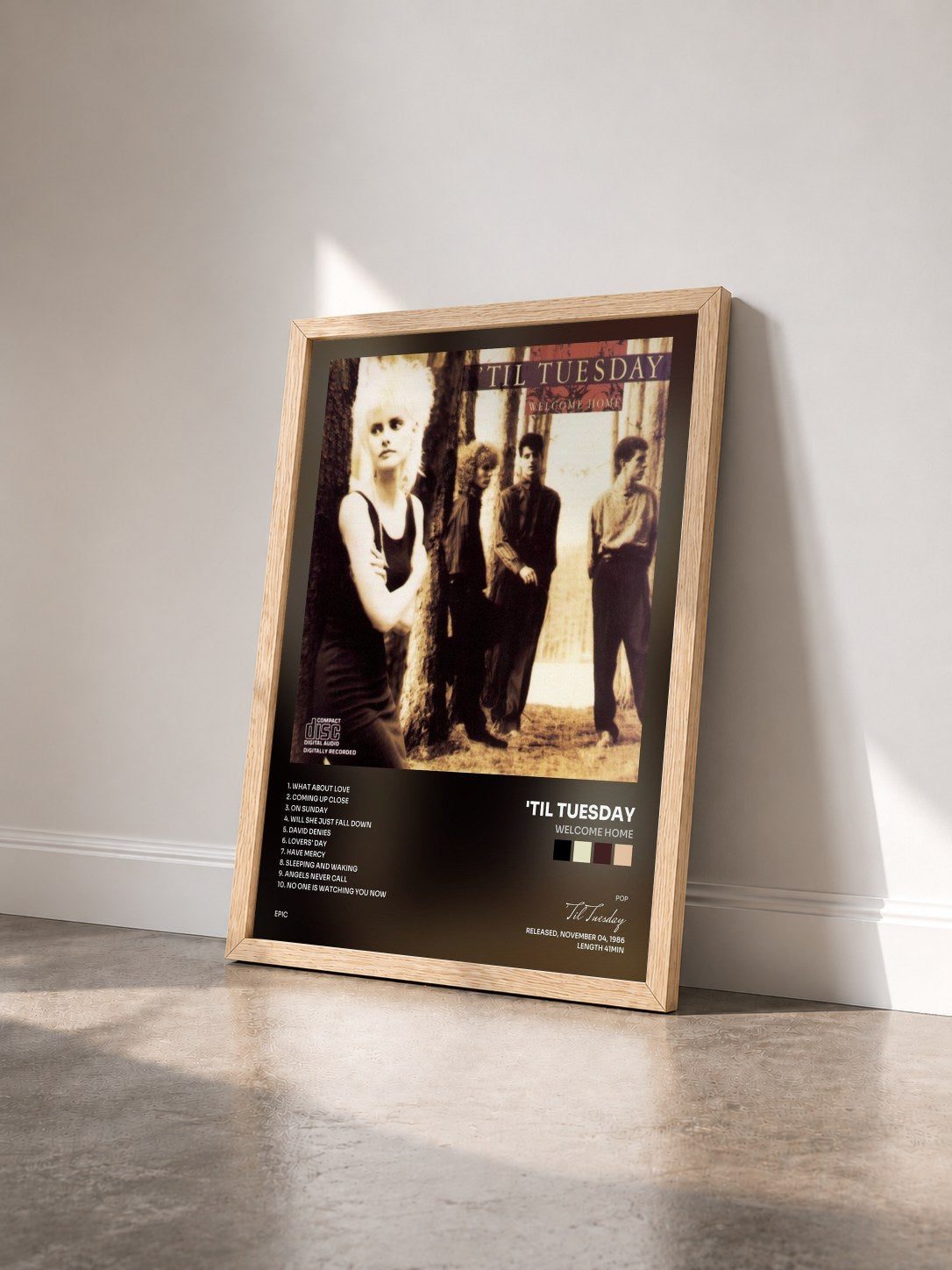 #bois Tableau de l'album Welcome Home de 'Til Tuesday vu de trois quarts, cadre en bois brut